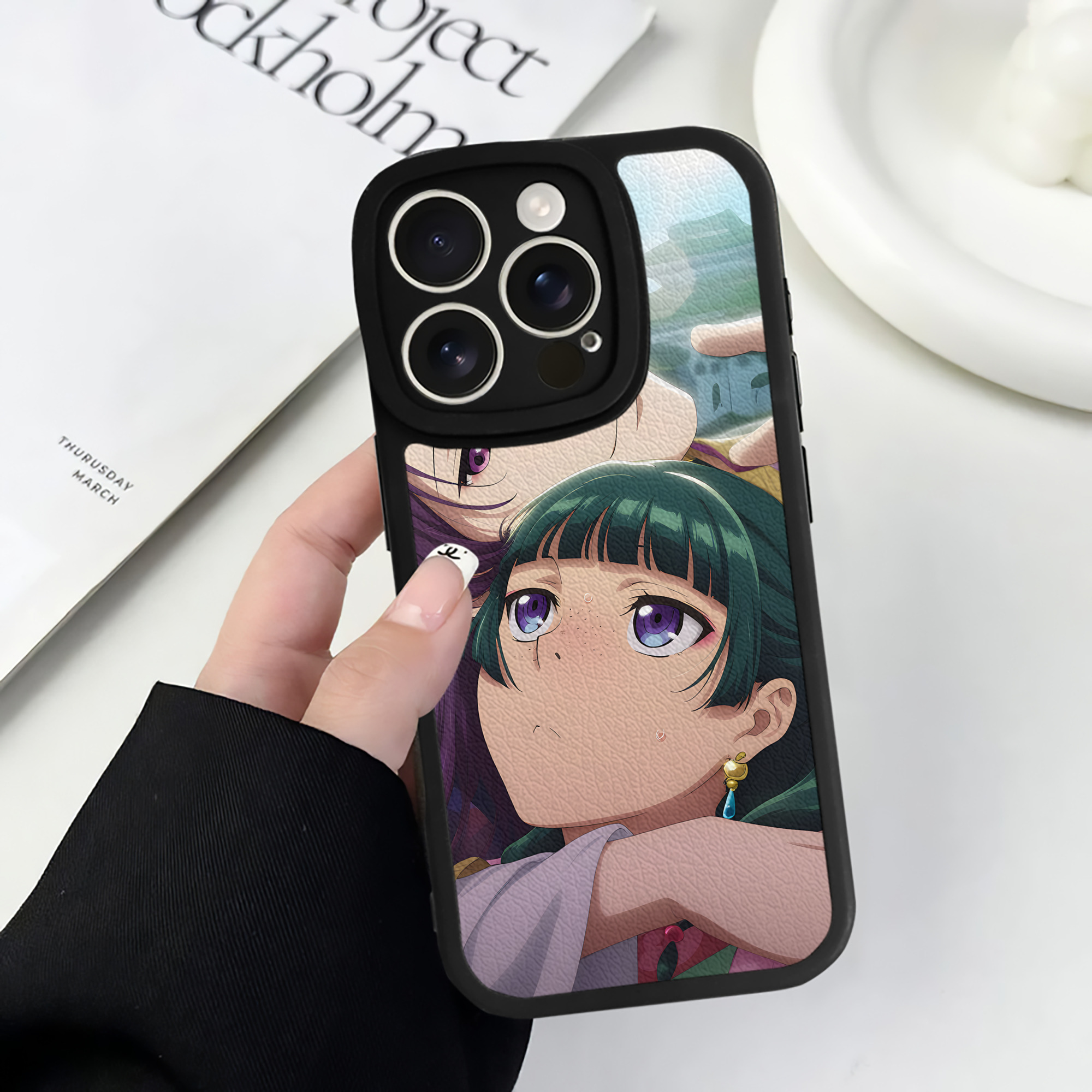 （画像用） 薬屋のひとりごと The Apothecary Diaries 【iPhone 16シリーズ対応】シリコンスマホケース（レザー調） 材質：シリコン